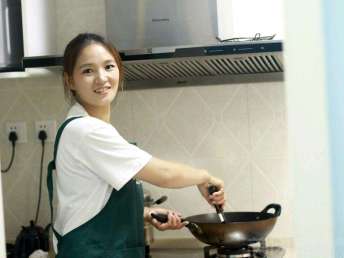 羅湖保姆名流家政公司連鎖服務(wù) 提升深圳家政服務(wù)新標(biāo)準(zhǔn)